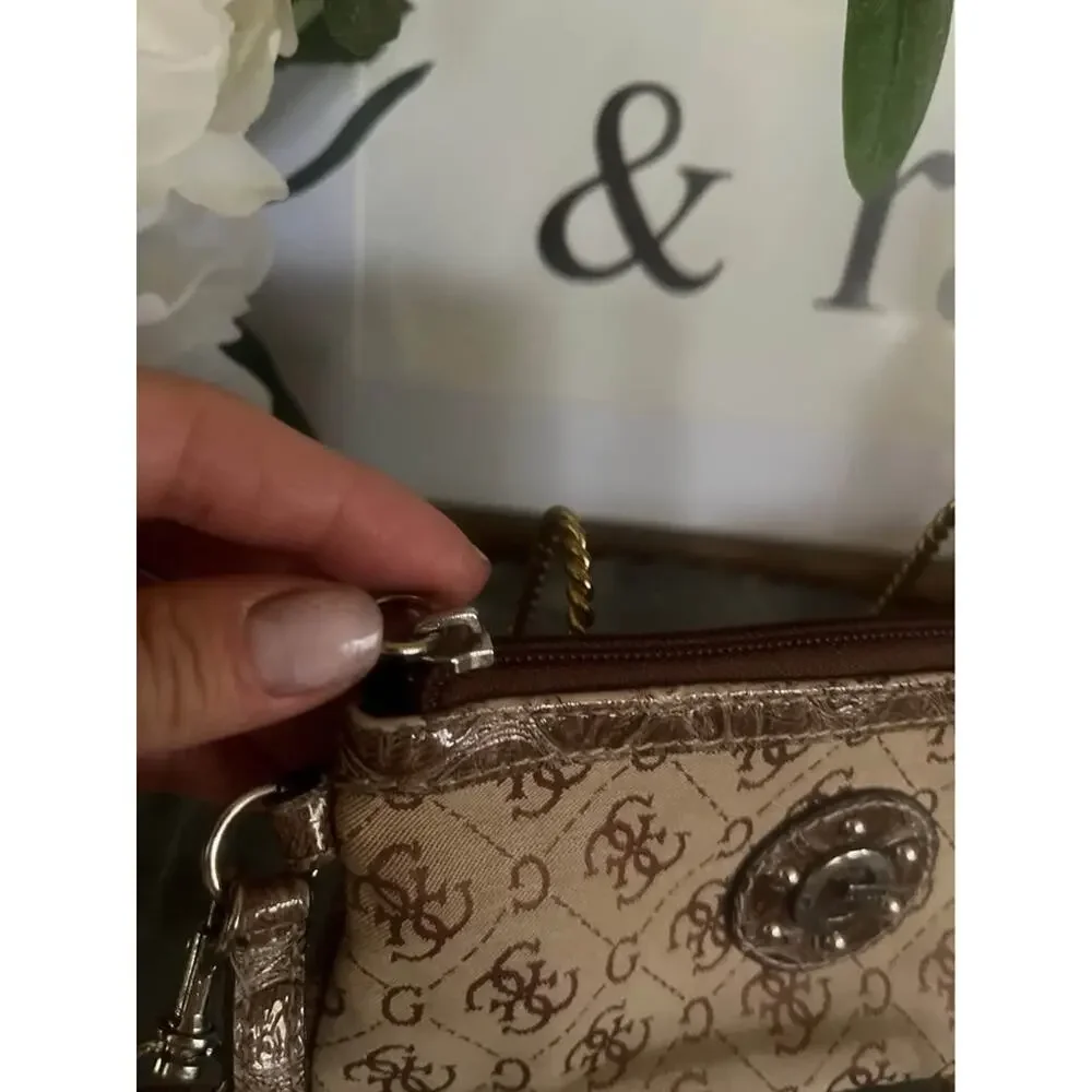 Vintage Y2K Guess Monogram Wristlet Tan Brown Logo Mini Micro Wallet Clutch